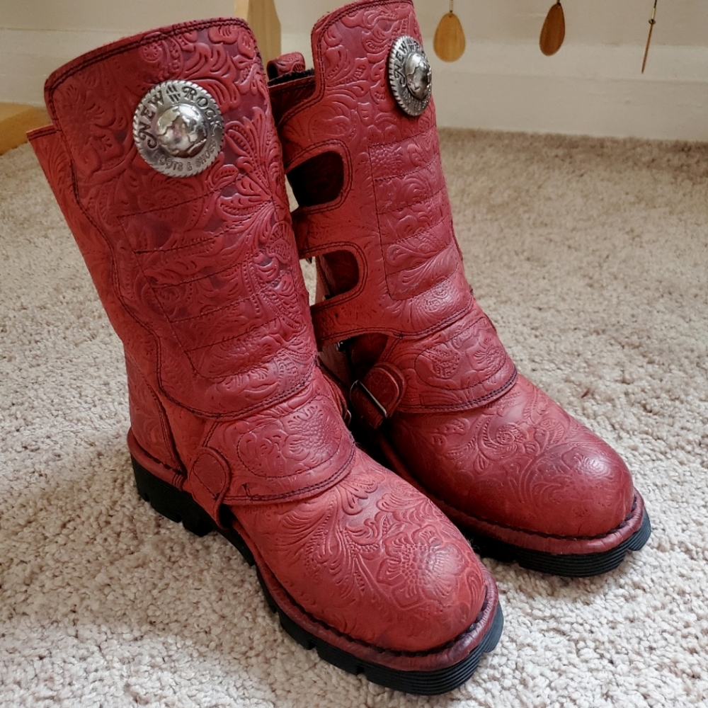 New Rock Leather Boots .NEW, Size us 6.5 Dark Red